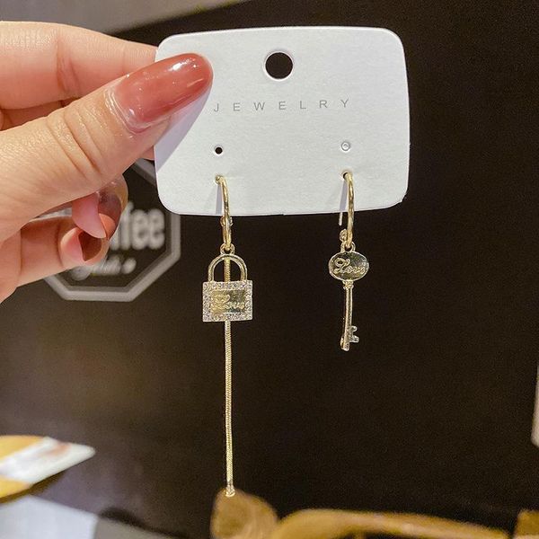 dangle & chandelier fashion gold color tassel lock and key asymmetric earrings for women vintage crystal 2021 trend korean jewelry, Silver
dangle & chandelier fashion gold color tassel lock and key asymmetric earrings for women vintage crystal 2021 trend korean jewelry, Silver