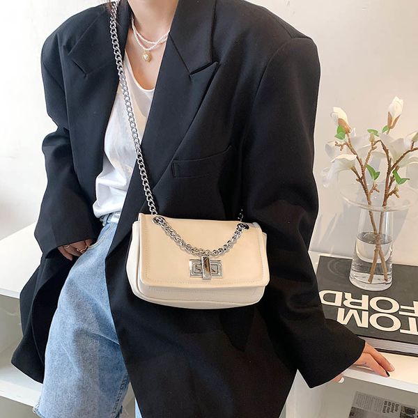 women bag luxury brand green leather crossbody bag metal chain flap shoulder bag pu leather women messenger bags solid color k726
women bag luxury brand green leather crossbody bag metal chain flap shoulder bag pu leather women messenger bags solid color k726