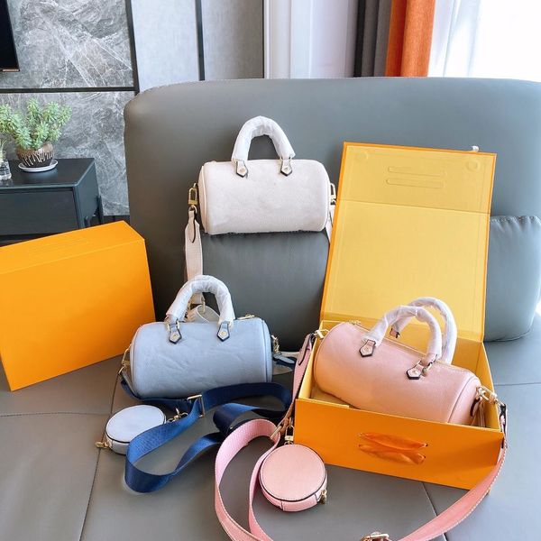 wholesale high-quality leather two-in-one pillow bag luxury r ladies crossbody exquisite versatile wallet clutch with box
wholesale high-quality leather two-in-one pillow bag luxury r ladies crossbody exquisite versatile wallet clutch with box