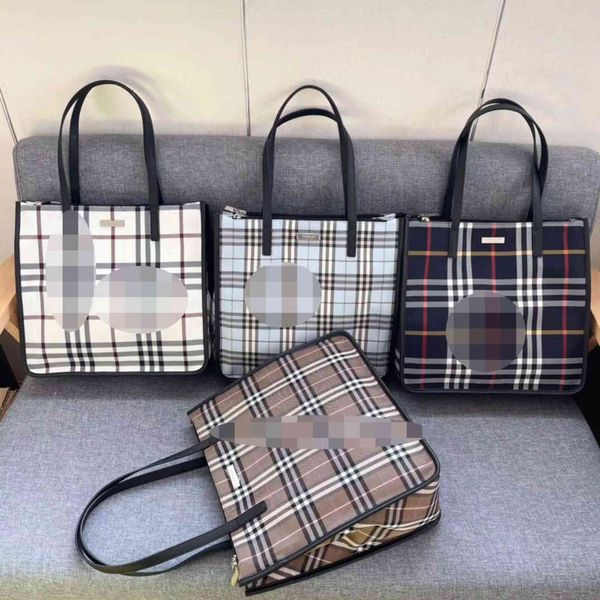 handbag br medieval plaid shopping bag war horse zipper cowhide small square women's shoulder, Black;red
handbag br medieval plaid shopping bag war horse zipper cowhide small square women's shoulder, Black;red