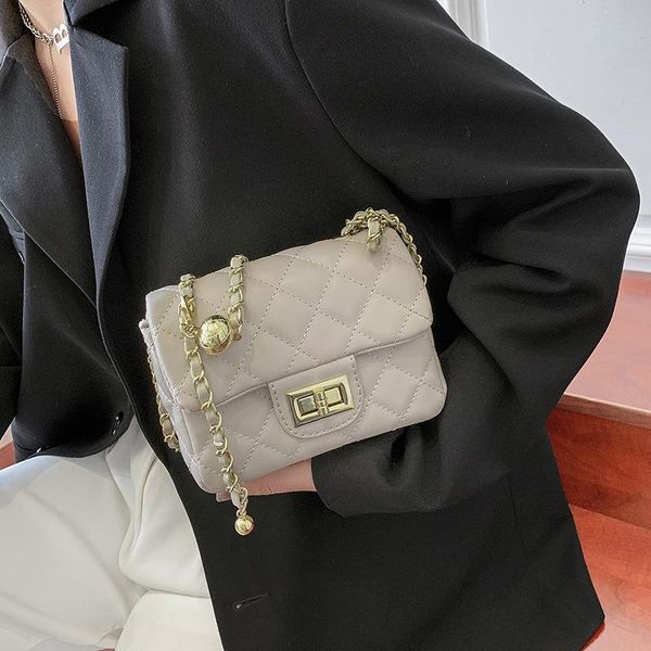 bag trade female package diamond new style ball chain small summer single shoulder 2021 foreign messenger golden ogkau
bag trade female package diamond new style ball chain small summer single shoulder 2021 foreign messenger golden ogkau