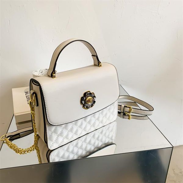 evening bags 2021 star same one shoulder messenger bag european and american luxury women's net red pu handba
evening bags 2021 star same one shoulder messenger bag european and american luxury women's net red pu handba