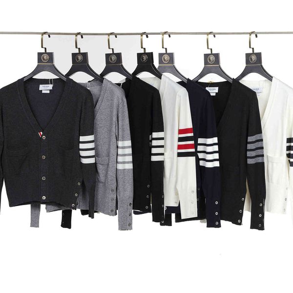 sweater knit 2021 tb classic cardigan four bar korean wool slim fit men's and women's same bottomed, White;black
sweater knit 2021 tb classic cardigan four bar korean wool slim fit men's and women's same bottomed, White;black