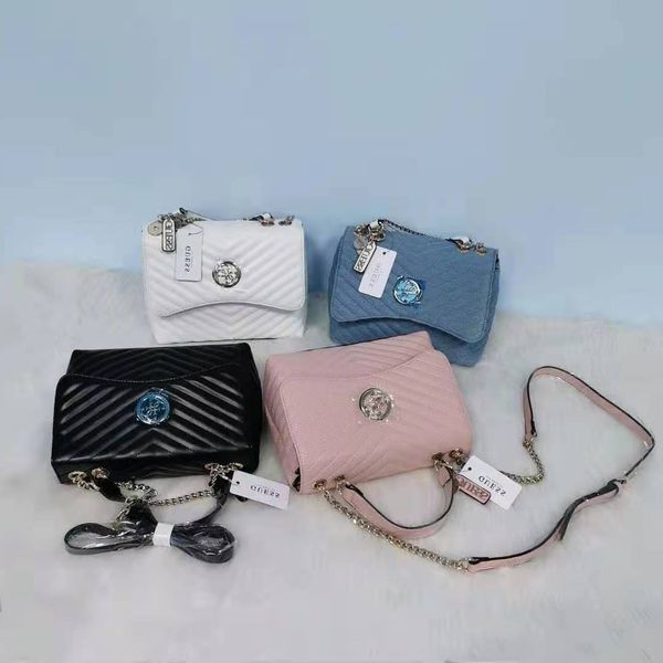 gs fashion lingge chain women's single shoulder messenger bag solid color simple multi compartment handbag
gs fashion lingge chain women's single shoulder messenger bag solid color simple multi compartment handbag
