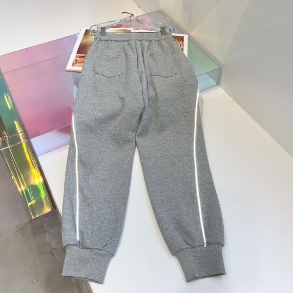 women's long pants splicing reflective trousers small street sense who adornment also is warm in winter & capris, Black;white
women's long pants splicing reflective trousers small street sense who adornment also is warm in winter & capris, Black;white