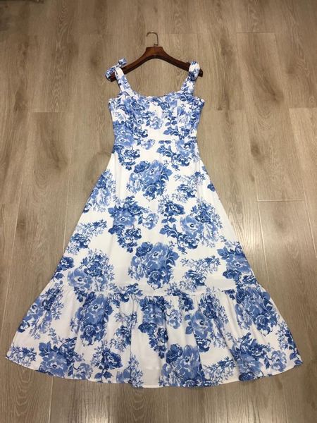 casual dresses quality zk01244 high fashion women 2021 spring luxury european design party style dress, Black;gray
casual dresses quality zk01244 high fashion women 2021 spring luxury european design party style dress, Black;gray