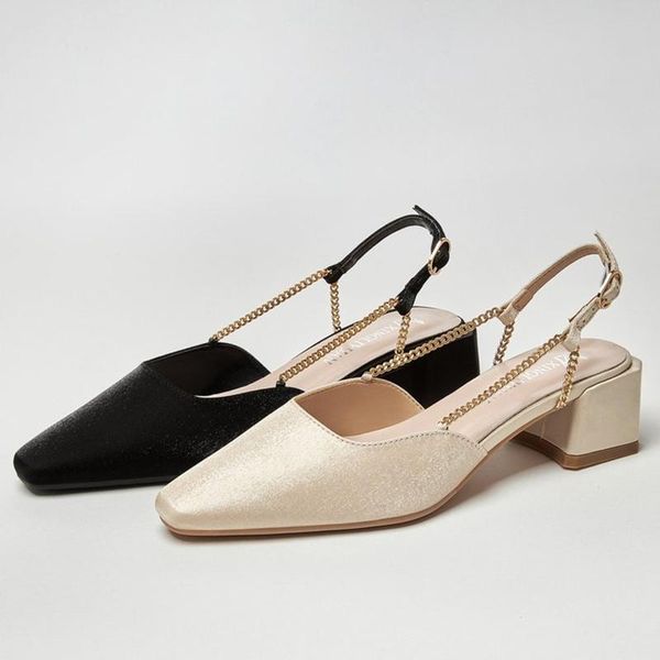 sandals baotou thick heel women summer2021 korean chain buckle fashion casual pu leather half slippers women's high shoe, Black
sandals baotou thick heel women summer2021 korean chain buckle fashion casual pu leather half slippers women's high shoe, Black