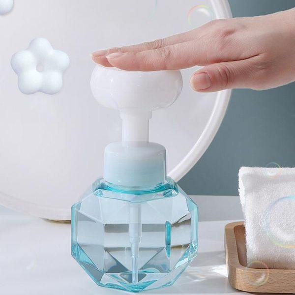 liquid soap dispenser flower-shaped refillable creatives containers bubble bottles for facial cleanser lotion shampoo l23
liquid soap dispenser flower-shaped refillable creatives containers bubble bottles for facial cleanser lotion shampoo l23