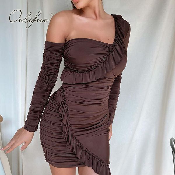 women party backless ruffle off shoulder silk satin elegant night club wrap dress summer 210415, Black;gray
women party backless ruffle off shoulder silk satin elegant night club wrap dress summer 210415, Black;gray
