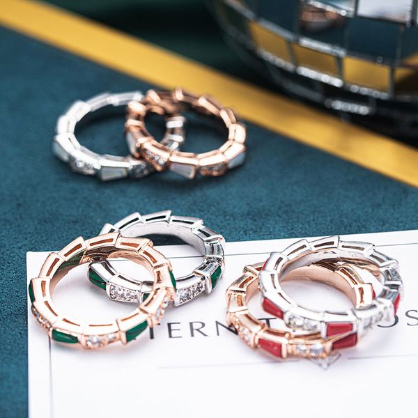 european and american creative snake bone couple ring temperament micro inlaid zircon shell green agate red chalcedony, Silver
european and american creative snake bone couple ring temperament micro inlaid zircon shell green agate red chalcedony, Silver