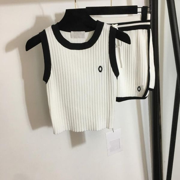 women's tanks & camis trendy suit black and white knitted suspender shorts women 
women's tanks & camis trendy suit black and white knitted suspender shorts women