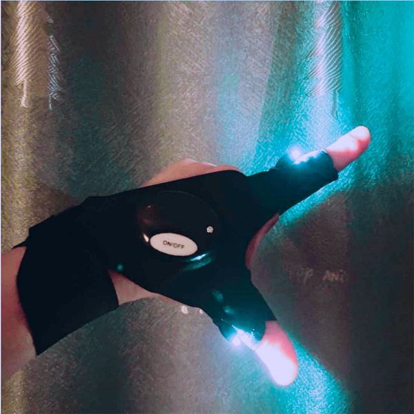 ins retro harajuku style online celebrity with disco dancing led luminous gloves future sense of technology half refers to black tide, Blue;gray
ins retro harajuku style online celebrity with disco dancing led luminous gloves future sense of technology half refers to black tide, Blue;gray