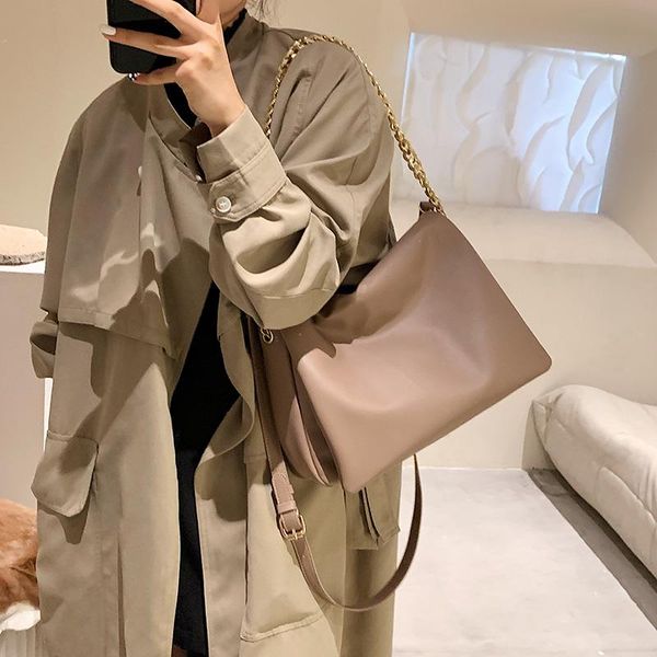 evening bags thick chain crossbody bag for women 2021 fashion sac a main female shoulder big capacity ladies handbags and purses brown 
evening bags thick chain crossbody bag for women 2021 fashion sac a main female shoulder big capacity ladies handbags and purses brown