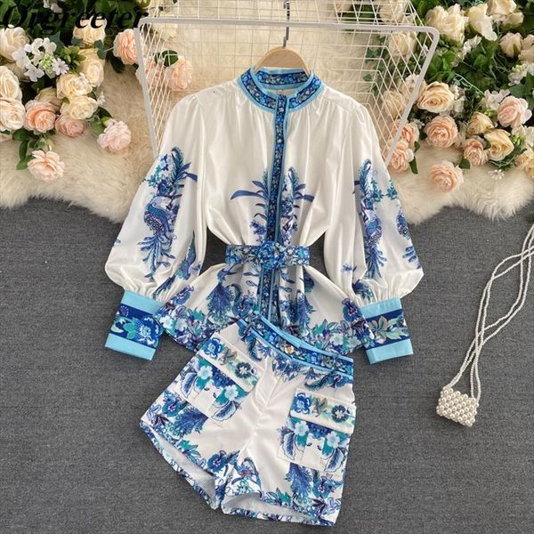 spring stand collar single womens tracksuits breasted lantern sleeve shirt with shorts blue red printing casual suit, Gray
spring stand collar single womens tracksuits breasted lantern sleeve shirt with shorts blue red printing casual suit, Gray