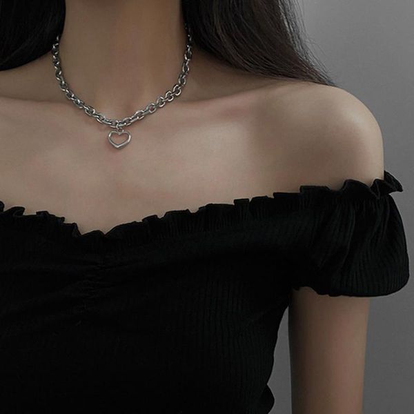 chains hollow love alloy heart pendant necklace for women design clavicle chain sweater personality alloy-match choker, Silver
chains hollow love alloy heart pendant necklace for women design clavicle chain sweater personality alloy-match choker, Silver
