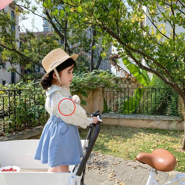 shirts spring arrival korean style for sweet baby girl cotton flowers printed long sleeve princess all-match shirt with doll collar, White;black
shirts spring arrival korean style for sweet baby girl cotton flowers printed long sleeve princess all-match shirt with doll collar, White;black