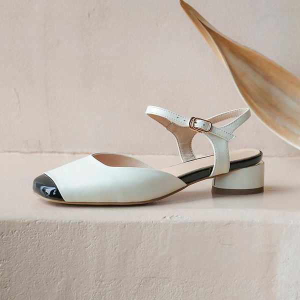 sandals 2021 genuine leather ankle strap female shoes summer fashion square 4cm heel rome women size 34-44, Black
sandals 2021 genuine leather ankle strap female shoes summer fashion square 4cm heel rome women size 34-44, Black