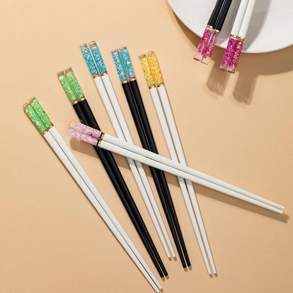 chopsticks 5 pairs of shiny stars high-end creative exquisite sushi sticks tableware gift set
chopsticks 5 pairs of shiny stars high-end creative exquisite sushi sticks tableware gift set