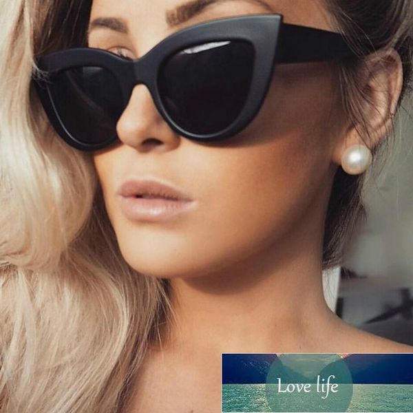 new retro fashion sunglasses women brand designer vintage cat eye black sun glasses female lady uv400 oculos factory price expert design qua, White;black
new retro fashion sunglasses women brand designer vintage cat eye black sun glasses female lady uv400 oculos factory price expert design qua, White;black
