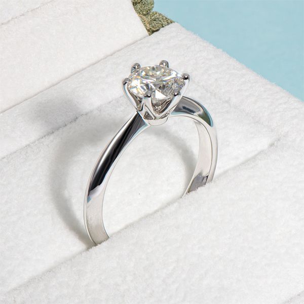 set auger female ring mossan stone classic six claws d color 1 carat 925 sterling silver plated 18k gold, Slivery;golden
set auger female ring mossan stone classic six claws d color 1 carat 925 sterling silver plated 18k gold, Slivery;golden