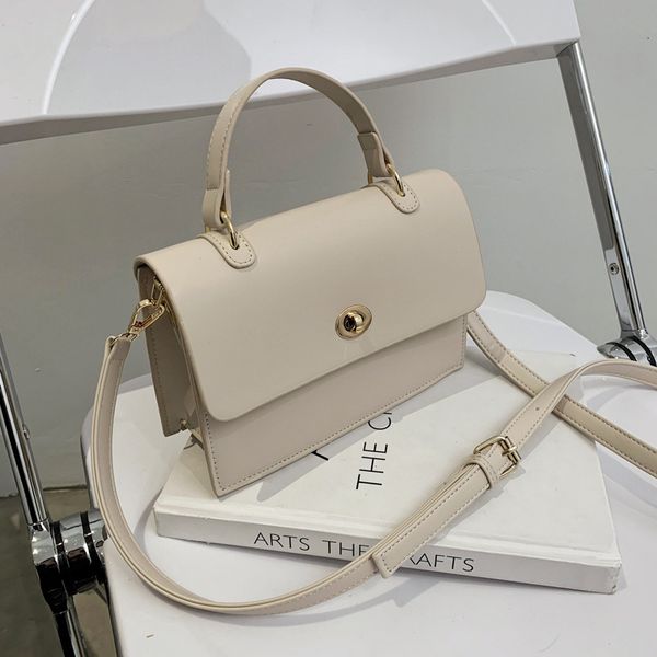 messenger bagsone red net shoulder versatile messenger 2021 korean version simple women's portable small square bag
messenger bagsone red net shoulder versatile messenger 2021 korean version simple women's portable small square bag