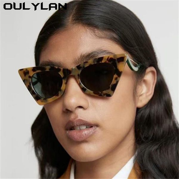 sunglasses oulylan women cat eye men brand design vintage sun glasses ladies outdoor shades black eyewear retro curved temples, White;black
sunglasses oulylan women cat eye men brand design vintage sun glasses ladies outdoor shades black eyewear retro curved temples, White;black