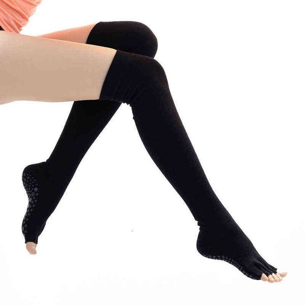 autumn and winter high tube yoga combed cotton warm dispensing fashion open toe korean version outer wear sports pile socks, Black;white
autumn and winter high tube yoga combed cotton warm dispensing fashion open toe korean version outer wear sports pile socks, Black;white