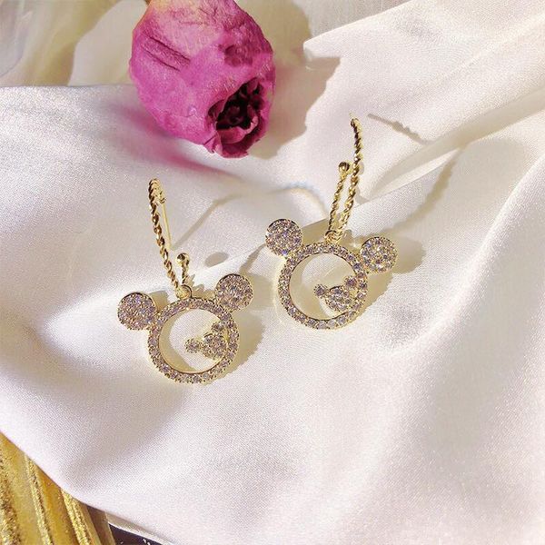 dangle & chandelier cartoon earrings hooks with crystals hollow 2021 fashion charm cute mouse anime wedding jewelry for women accessories wh, Silver
dangle & chandelier cartoon earrings hooks with crystals hollow 2021 fashion charm cute mouse anime wedding jewelry for women accessories wh, Silver