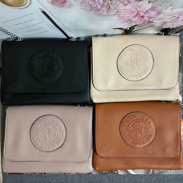 2021 new gues & bag solid color large standard litchi pattern chain women's single shoulder oblique span envelope
2021 new gues & bag solid color large standard litchi pattern chain women's single shoulder oblique span envelope