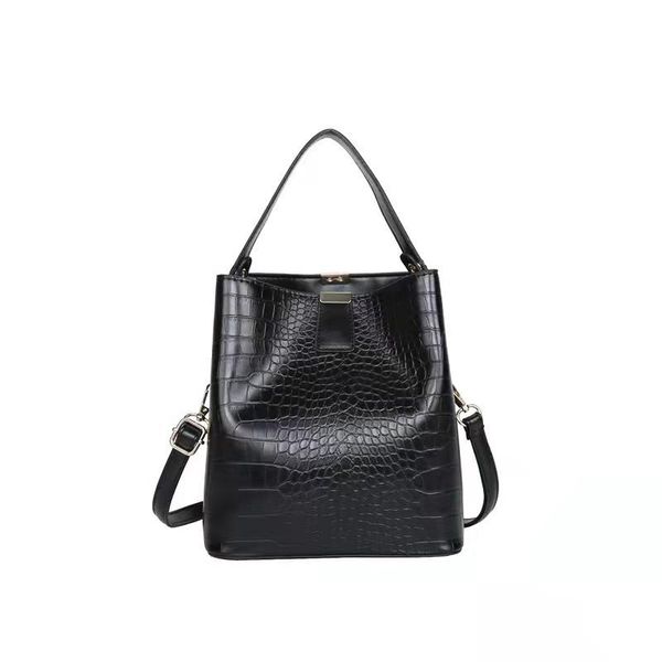 evening bags autumn and winter small female 2021 korean version of the diamond shoulder messenger bag ins fashion bucke
evening bags autumn and winter small female 2021 korean version of the diamond shoulder messenger bag ins fashion bucke