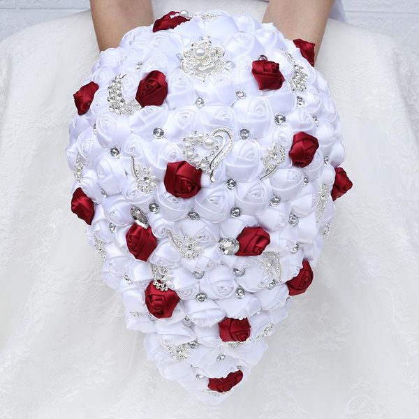 wedding flowers waterfall bouquets for bride bridesmaid silk cloth rose bridal holding crystal jewelry artificial flower bouquet
wedding flowers waterfall bouquets for bride bridesmaid silk cloth rose bridal holding crystal jewelry artificial flower bouquet