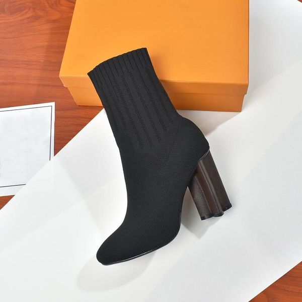 2023 autumn winter socks heeled heel chelsea boots leather for fashion knitted elastic boot designer alphabetic women shoes lady letter thic, Black
2023 autumn winter socks heeled heel chelsea boots leather for fashion knitted elastic boot designer alphabetic women shoes lady letter thic, Black