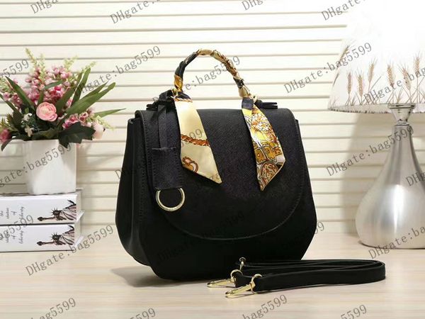 2021 fashion women bag designer letters handbag high capacity crossbody messenger shoulder bags chain good quality leather purses ladies wit
2021 fashion women bag designer letters handbag high capacity crossbody messenger shoulder bags chain good quality leather purses ladies wit