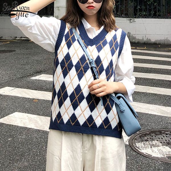 spring autumn casual loose sweater vest women pullover argyle sweet sleeveless plaid knitted s female 11832 210427, White;black
spring autumn casual loose sweater vest women pullover argyle sweet sleeveless plaid knitted s female 11832 210427, White;black