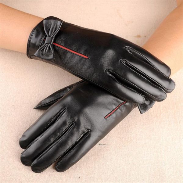 five fingers gloves women' pu leather winter warm fluff woman soft female bowknot high-quality mittens touch screen, Blue;gray
five fingers gloves women' pu leather winter warm fluff woman soft female bowknot high-quality mittens touch screen, Blue;gray