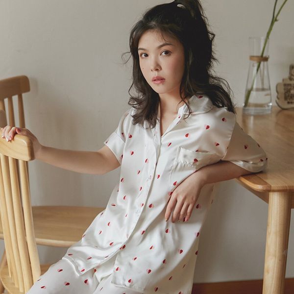 women's sleepwear summer ladies loose thin simple style pajamas set comfort silk satin turn-down collar fresh sweet heart printed, Black;red
women's sleepwear summer ladies loose thin simple style pajamas set comfort silk satin turn-down collar fresh sweet heart printed, Black;red