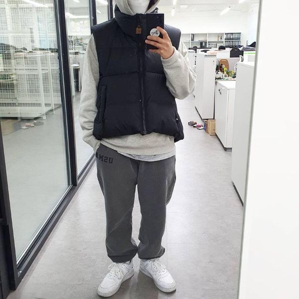 men's vests 2021 men jacket kapital reversible printed down vest women 1:1 streetwear, Black;white
men's vests 2021 men jacket kapital reversible printed down vest women 1:1 streetwear, Black;white