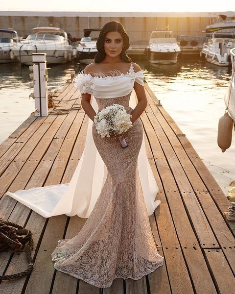2022 plus size arabic aso ebi mermaid lace wedding dress one shoulder illusion vintage bridal gowns dresses zj321, White
2022 plus size arabic aso ebi mermaid lace wedding dress one shoulder illusion vintage bridal gowns dresses zj321, White