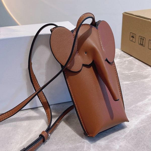 designer women elephant cellphone sholder bag luxurys designers bags 2021s spain ioewe vintage mini handbags genuine leather crossbody handb
designer women elephant cellphone sholder bag luxurys designers bags 2021s spain ioewe vintage mini handbags genuine leather crossbody handb