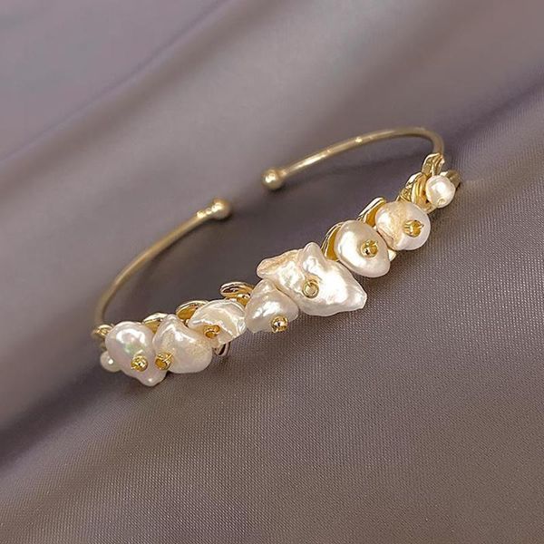 bangle funopen store women's aluminium alloy gold color texture imperial special shaped freshwater pearl, Black
bangle funopen store women's aluminium alloy gold color texture imperial special shaped freshwater pearl, Black