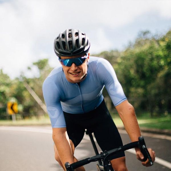 racing jackets high-quality summer short sleeve cycling jersey quick-drying and breathable fabric, mountain road bicycle clothes, Black;red
racing jackets high-quality summer short sleeve cycling jersey quick-drying and breathable fabric, mountain road bicycle clothes, Black;red