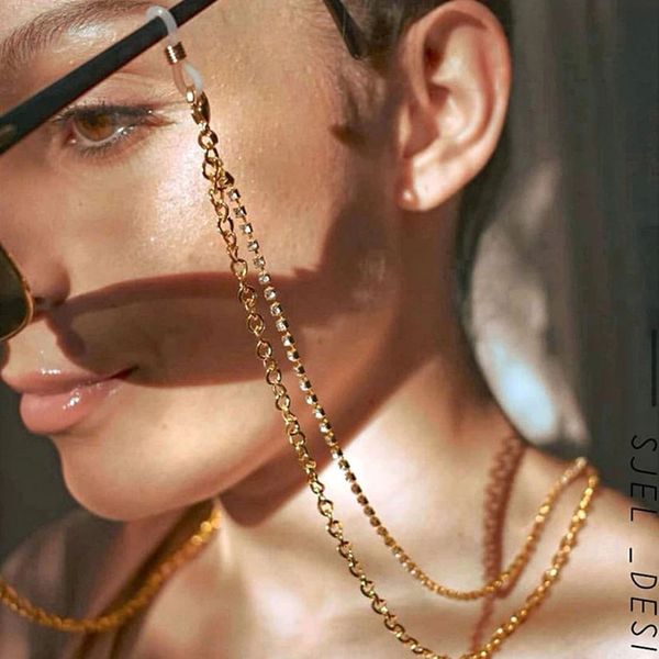 2021 double layers luxury crystal sunglasses chain holder fashion women eyewear accessary
2021 double layers luxury crystal sunglasses chain holder fashion women eyewear accessary