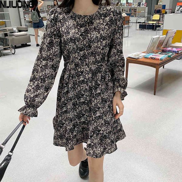 spring summer women floral print dresses female long flare sleeve elastic waist o-neck short dress mujer vestidos 210514, Black;gray
spring summer women floral print dresses female long flare sleeve elastic waist o-neck short dress mujer vestidos 210514, Black;gray