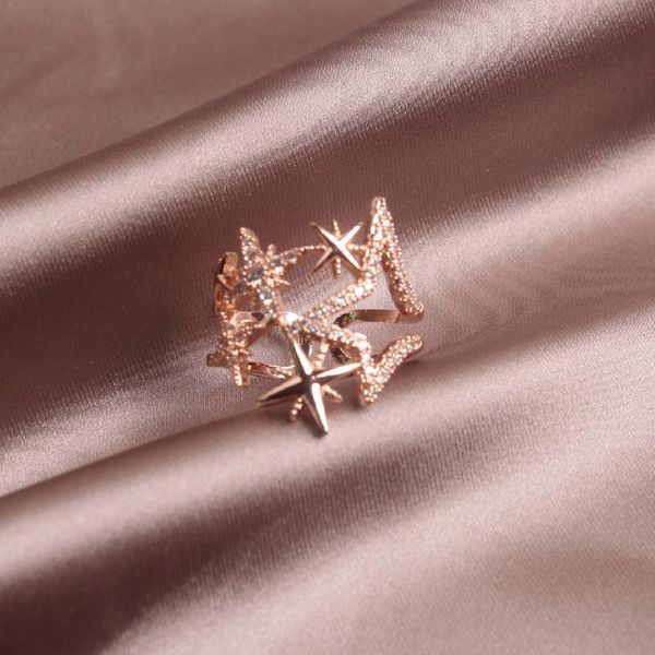 cluster rings korean design fashion jewelry copper inlaid zircon light luxury opening hollow five-pointed star female party prom ring, Golden;silver
cluster rings korean design fashion jewelry copper inlaid zircon light luxury opening hollow five-pointed star female party prom ring, Golden;silver