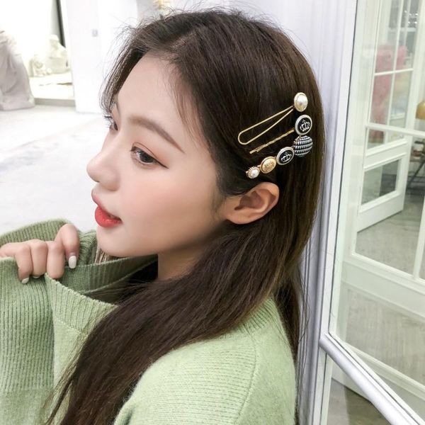 hair clips & barrettes south korea's ins net red side clip ladies retro pearl one-word headdress three-piece houndstooth hairpin, Golden;silver
hair clips & barrettes south korea's ins net red side clip ladies retro pearl one-word headdress three-piece houndstooth hairpin, Golden;silver