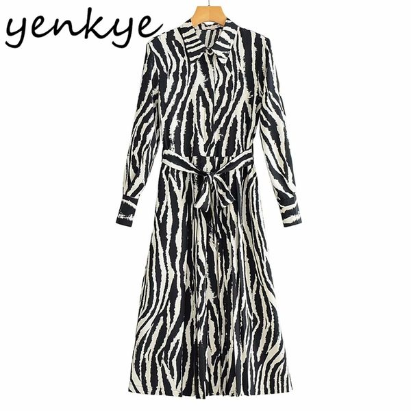 spring women vintage zebra striped long shirt dress female sleeve lapel collar sashes casual a-line vestido 210514, Black;gray
spring women vintage zebra striped long shirt dress female sleeve lapel collar sashes casual a-line vestido 210514, Black;gray