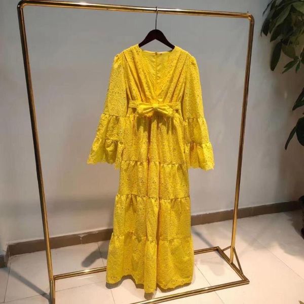 casual dresses women dress long flare sleeve elegant fashion banquet embroidery evening party, Black;gray
casual dresses women dress long flare sleeve elegant fashion banquet embroidery evening party, Black;gray