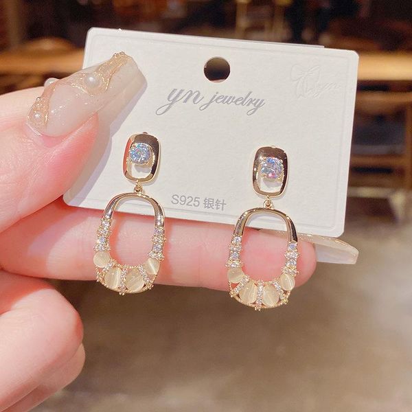 stud light luxury 14k real gold s925 silver needle high sense geometric opal earrings for women cubic zircon zc, Golden;silver
stud light luxury 14k real gold s925 silver needle high sense geometric opal earrings for women cubic zircon zc, Golden;silver