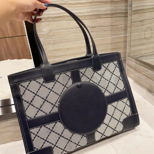 tote bag luxury designer shopping bags totes high-capacity various styles different colors fashion brand high-quality with original box size
tote bag luxury designer shopping bags totes high-capacity various styles different colors fashion brand high-quality with original box size