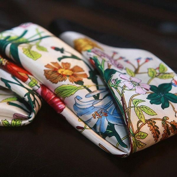 scarves 100% silk scarf women fashion small bandana boho style floer floral print kerchief square headband turban 53*53cm, Blue;gray
scarves 100% silk scarf women fashion small bandana boho style floer floral print kerchief square headband turban 53*53cm, Blue;gray